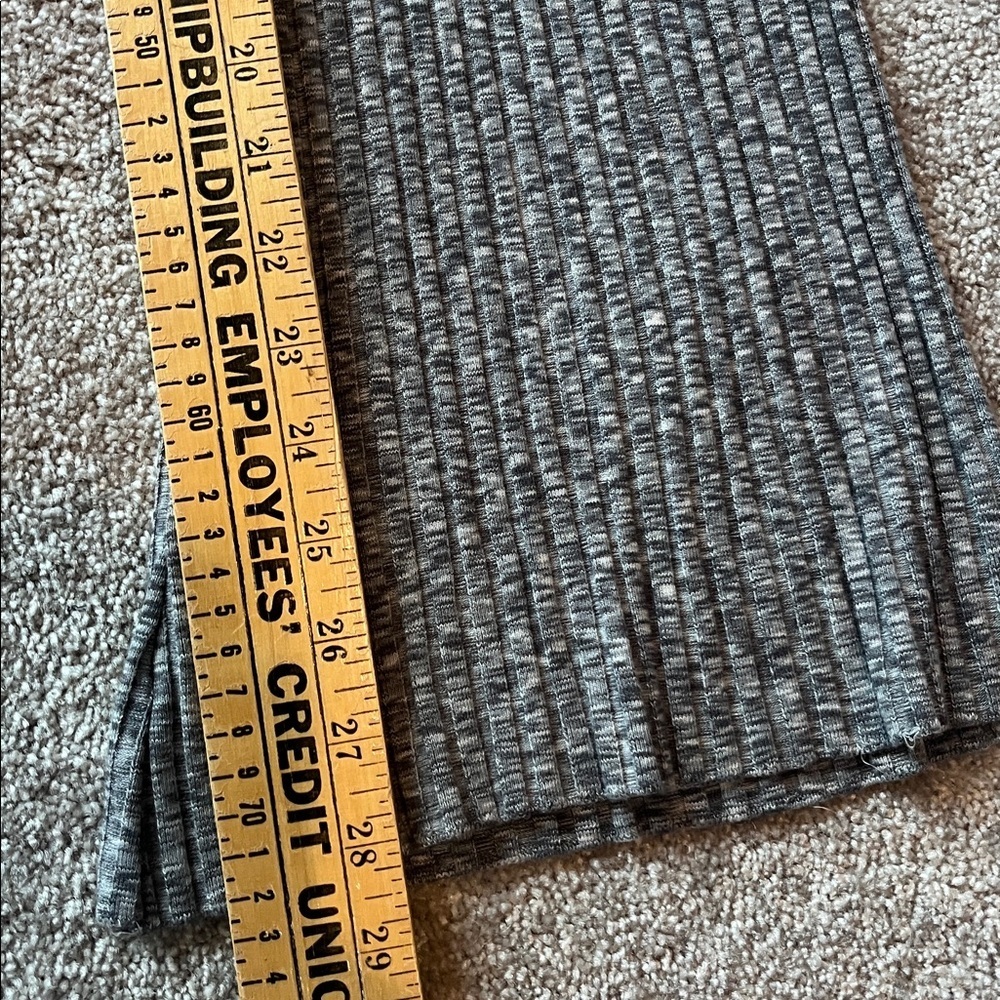 Athleta Revolve Pant Gray Heathered Ribbed Flare Leg Size M NWT - Picture 8 of 9